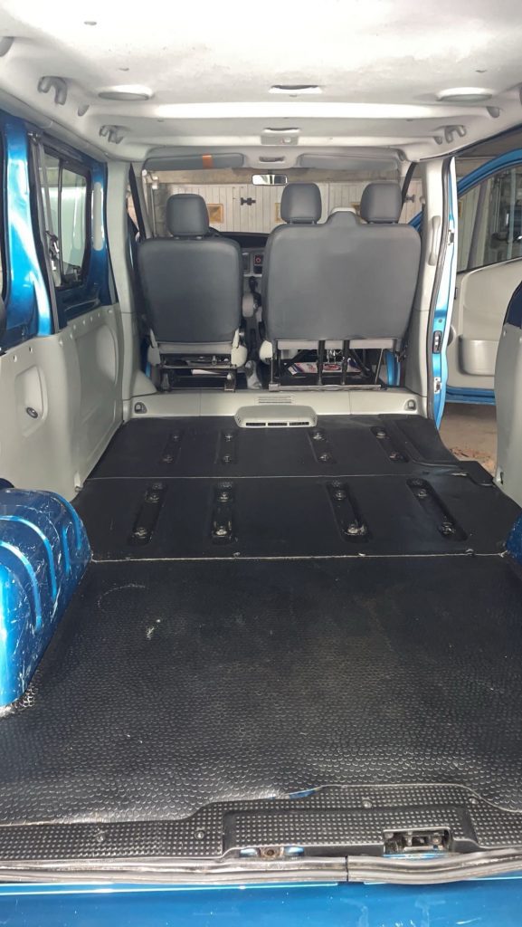 apres interieur camion